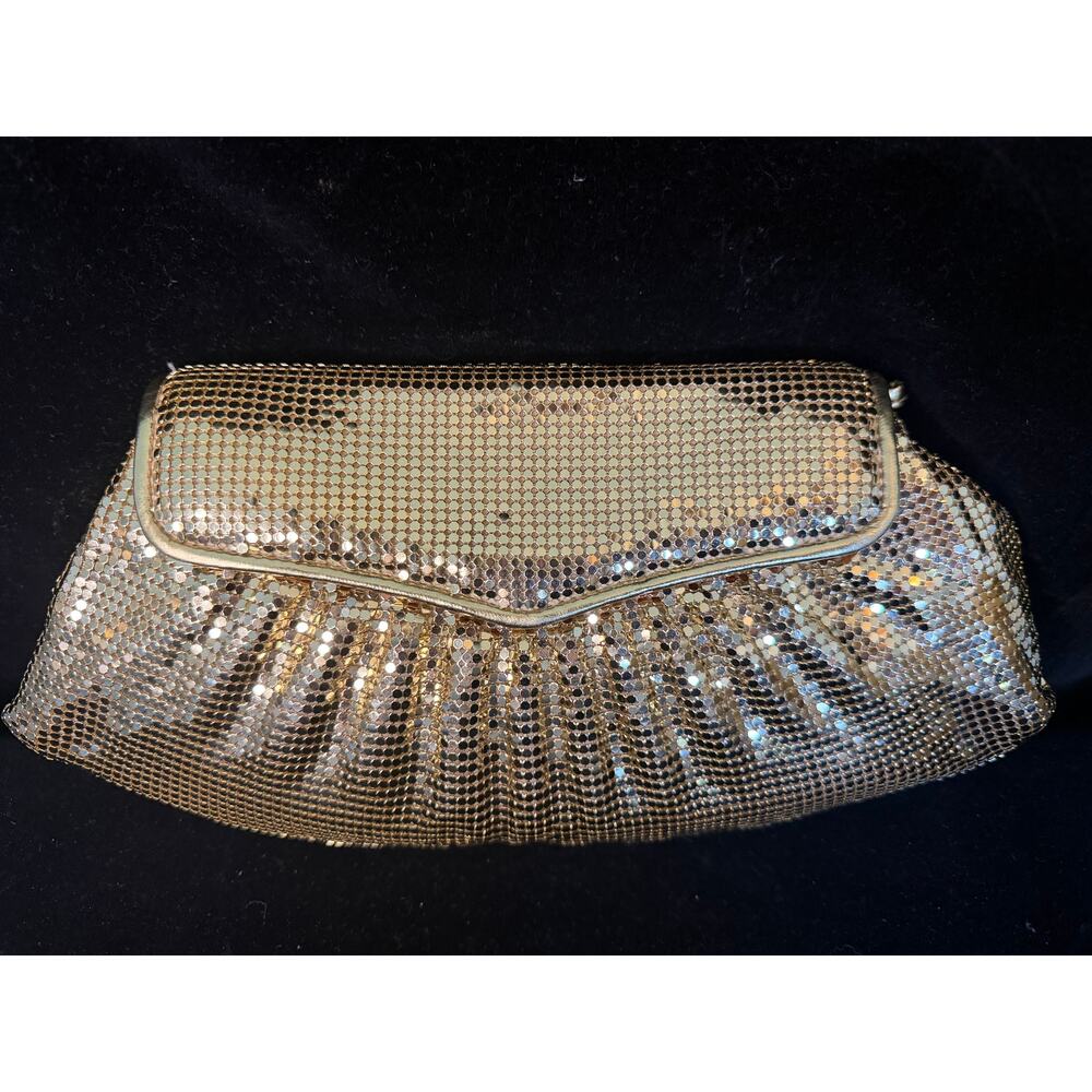 Whiting & Davis Gold Metal Mesh Evening Clutch Purse Shoulder Bag  Like New
